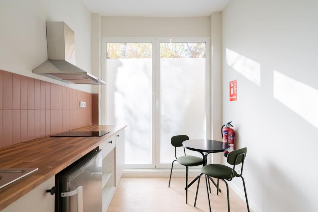 Apartment In Madrid-fp02 *